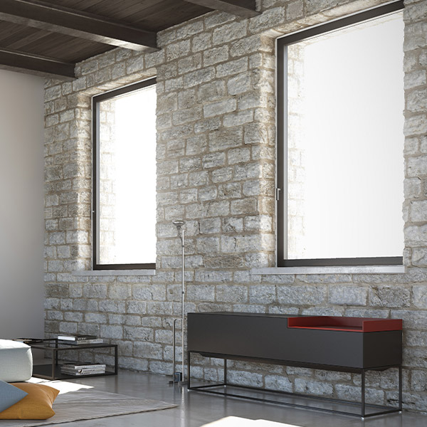 infisso fisso scuro parete pietra a vista